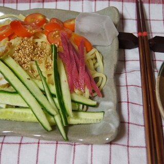 かんたん冷麺 ★ （冷やし中華）